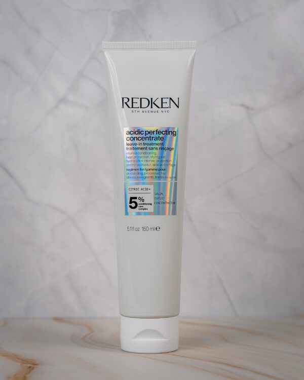 Redken Acidic Bonding Concentrate Leave-in Treatment 150ml - siero senza risciacquo fortificante per capelli danneggiati