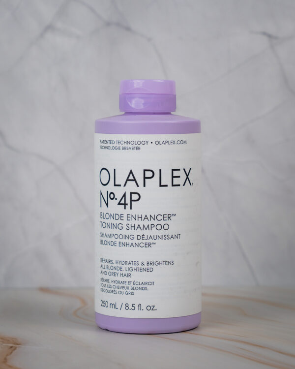 Olaplex N° 4P Blonde Enhancer Toning Shampoo 250ml - shampoo tonalizzante per capelli biondi e grigi